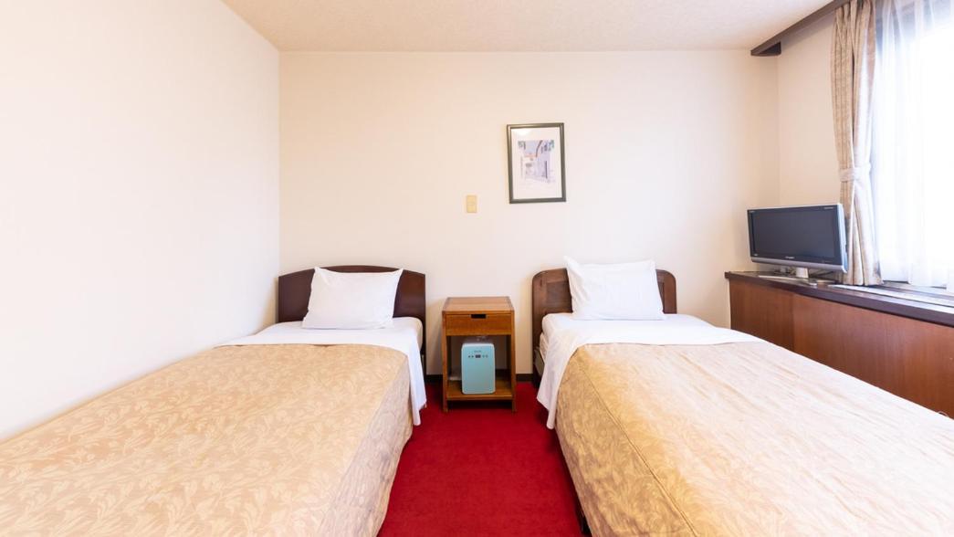 Tabist Business Hotel Takizawa Takasaki Station Nishiguchi מראה חיצוני תמונה